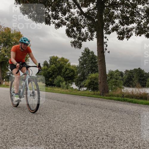 30.08.2026 - Elbe Triathlon Hamburg Michael Burmester http://msf.ph/oto/10051199 30.08.2026 10:12:28 Radfahren 437, 569, 734, 833, 902, 939, 976 meine-sportfotos.de