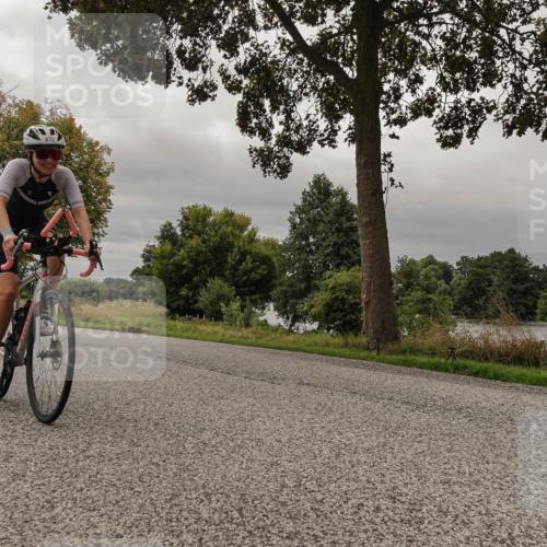 30.08.2026 - Elbe Triathlon Hamburg Michael Burmester http://msf.ph/oto/10051244 30.08.2026 10:13:04 Radfahren 441, 728, 797, 872, 883 meine-sportfotos.de
