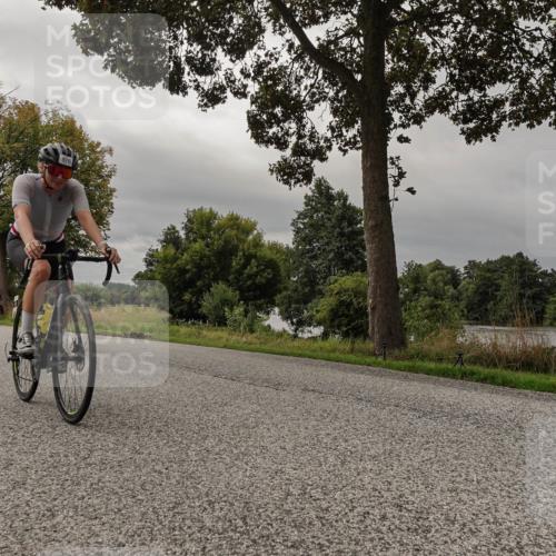 30.08.2026 - Elbe Triathlon Hamburg Michael Burmester http://msf.ph/oto/10051284 30.08.2026 10:13:36 Radfahren 655, 673, 768, 788, 926 meine-sportfotos.de