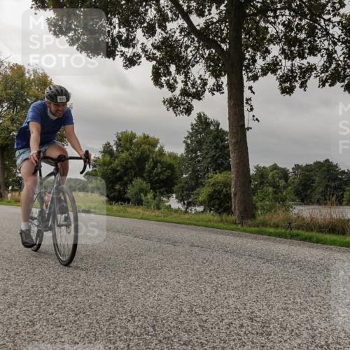 30.08.2026 - Elbe Triathlon Hamburg Michael Burmester http://msf.ph/oto/10051321 30.08.2026 10:14:06 Radfahren 611, 799 meine-sportfotos.de