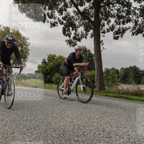 30.08.2026 - Elbe Triathlon Hamburg Michael Burmester http://msf.ph/oto/10051330 30.08.2026 10:14:26 Radfahren 506, 720, 750, 803, 838, 932, 944 meine-sportfotos.de