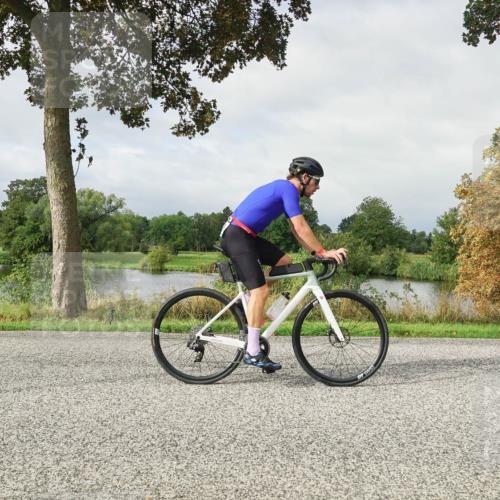 30.08.2026 - Elbe Triathlon Hamburg Michael Burmester http://msf.ph/oto/10051363 30.08.2026 09:54:51 Radfahren 400, 418, 541, 583, 729 meine-sportfotos.de