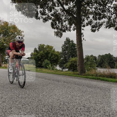 30.08.2026 - Elbe Triathlon Hamburg Michael Burmester http://msf.ph/oto/10051385 30.08.2026 10:15:11 Radfahren 577, 667, 891, 898, 954 meine-sportfotos.de