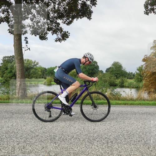 30.08.2026 - Elbe Triathlon Hamburg Michael Burmester http://msf.ph/oto/10051415 30.08.2026 09:55:39 Radfahren 441, 466, 479, 557, 621, 742 meine-sportfotos.de