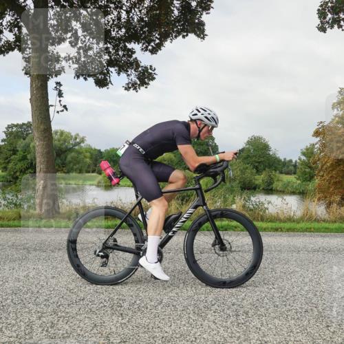 30.08.2026 - Elbe Triathlon Hamburg Michael Burmester http://msf.ph/oto/10051442 30.08.2026 09:55:52 Radfahren 352, 397, 410, 437, 576, 820, 843, 872 meine-sportfotos.de