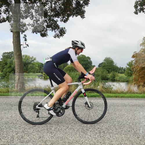 30.08.2026 - Elbe Triathlon Hamburg Michael Burmester http://msf.ph/oto/10051447 30.08.2026 09:55:53 Radfahren 397, 399, 410, 437, 576, 788, 843, 872 meine-sportfotos.de