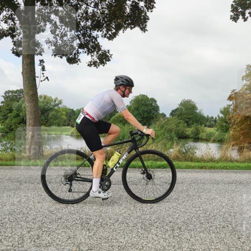 30.08.2026 - Elbe Triathlon Hamburg Michael Burmester http://msf.ph/oto/10051492 30.08.2026 09:56:30 Radfahren 363, 421, 731, 853, 883, 926 meine-sportfotos.de