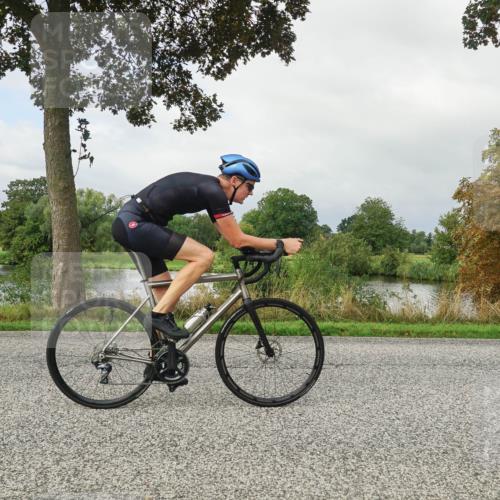 30.08.2026 - Elbe Triathlon Hamburg Michael Burmester http://msf.ph/oto/10051513 30.08.2026 09:56:48 Radfahren 543, 643, 646, 771, 901, 912, 957 meine-sportfotos.de