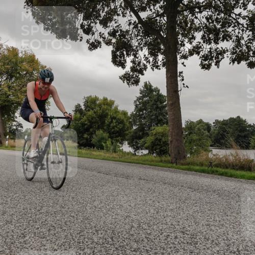 30.08.2026 - Elbe Triathlon Hamburg Michael Burmester http://msf.ph/oto/10051519 30.08.2026 10:17:15 Radfahren 546, 802, 826, 866 meine-sportfotos.de