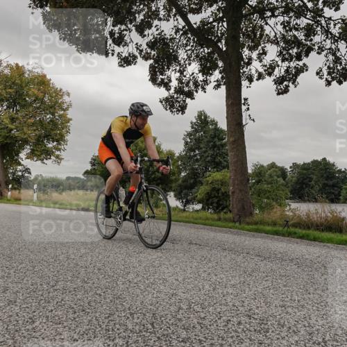 30.08.2026 - Elbe Triathlon Hamburg Michael Burmester http://msf.ph/oto/10051530 30.08.2026 10:17:24 Radfahren 558, 596, 620, 636, 662 meine-sportfotos.de