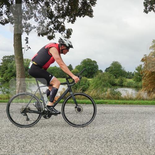 30.08.2026 - Elbe Triathlon Hamburg Michael Burmester http://msf.ph/oto/10051537 30.08.2026 09:57:06 Radfahren 480, 612, 613, 689, 720, 726, 741, 932 meine-sportfotos.de