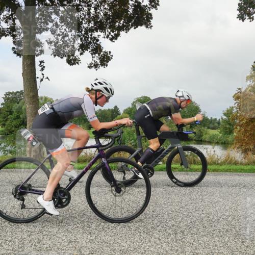 30.08.2026 - Elbe Triathlon Hamburg Michael Burmester http://msf.ph/oto/10051570 30.08.2026 09:57:25 Radfahren 261, 641, 658, 698, 747, 810, 887, 1896 meine-sportfotos.de