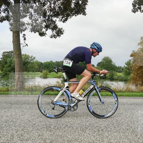 30.08.2026 - Elbe Triathlon Hamburg Michael Burmester http://msf.ph/oto/10051589 30.08.2026 09:57:43 Radfahren 505, 569, 619, 734, 737 meine-sportfotos.de