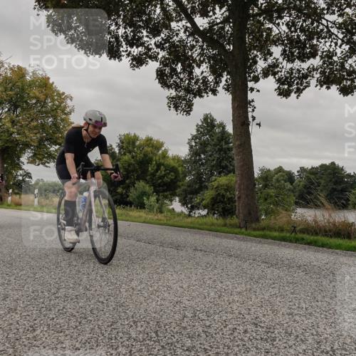 30.08.2026 - Elbe Triathlon Hamburg Michael Burmester http://msf.ph/oto/10051617 30.08.2026 10:18:53 Radfahren 568, 827, 882, 931 meine-sportfotos.de