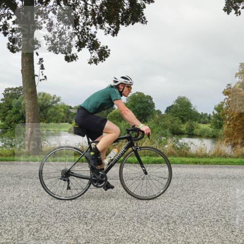 30.08.2026 - Elbe Triathlon Hamburg Michael Burmester http://msf.ph/oto/10051619 30.08.2026 09:58:08 Radfahren 403, 423, 590, 785, 897, 944 meine-sportfotos.de