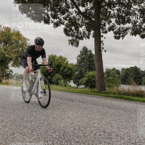 30.08.2026 - Elbe Triathlon Hamburg Michael Burmester http://msf.ph/oto/10051620 30.08.2026 10:18:54 Radfahren 568, 827, 882, 931 meine-sportfotos.de