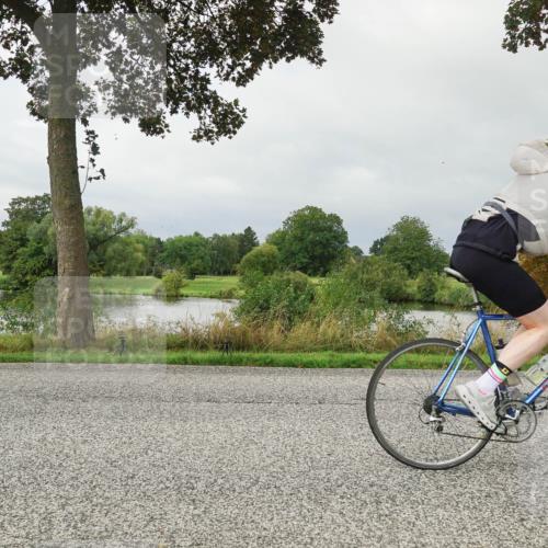 30.08.2026 - Elbe Triathlon Hamburg Michael Burmester http://msf.ph/oto/10051632 30.08.2026 09:58:16 Radfahren 404, 429, 585, 590, 603, 701, 722, 897 meine-sportfotos.de