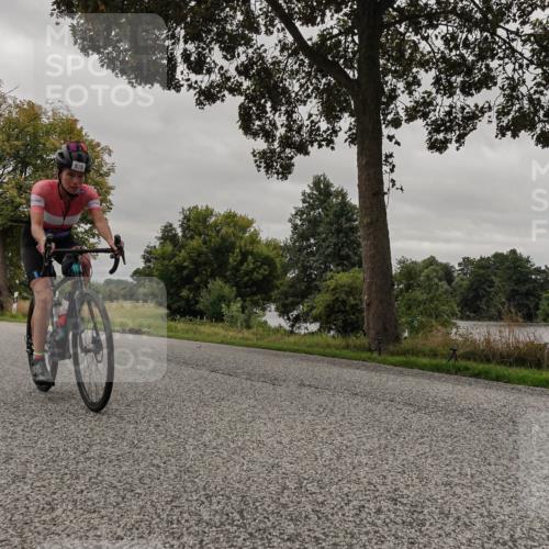 30.08.2026 - Elbe Triathlon Hamburg Michael Burmester http://msf.ph/oto/10051641 30.08.2026 10:19:27 Radfahren 572, 848, 893, 948, 975 meine-sportfotos.de