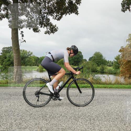 30.08.2026 - Elbe Triathlon Hamburg Michael Burmester http://msf.ph/oto/10051657 30.08.2026 09:58:32 Radfahren 417, 503, 506, 508, 607, 656, 779, 881 meine-sportfotos.de