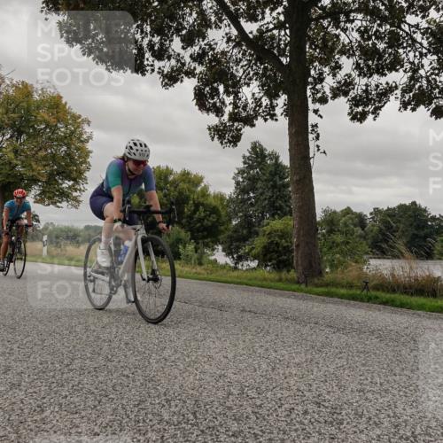 30.08.2026 - Elbe Triathlon Hamburg Michael Burmester http://msf.ph/oto/10051672 30.08.2026 10:20:24 Radfahren 857, 862, 873, 915, 978 meine-sportfotos.de