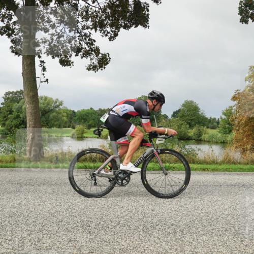 30.08.2026 - Elbe Triathlon Hamburg Michael Burmester http://msf.ph/oto/10051682 30.08.2026 09:58:46 Radfahren 464, 513, 540, 746, 950 meine-sportfotos.de