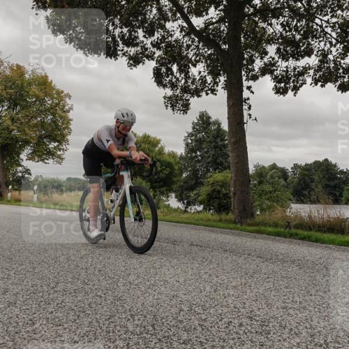 30.08.2026 - Elbe Triathlon Hamburg Michael Burmester http://msf.ph/oto/10051683 30.08.2026 10:20:30 Radfahren 659, 798, 862, 873 meine-sportfotos.de
