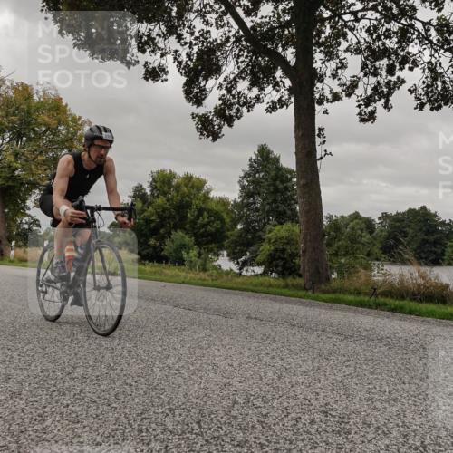 30.08.2026 - Elbe Triathlon Hamburg Michael Burmester http://msf.ph/oto/10051731 30.08.2026 10:21:25 Radfahren 694, 917 meine-sportfotos.de