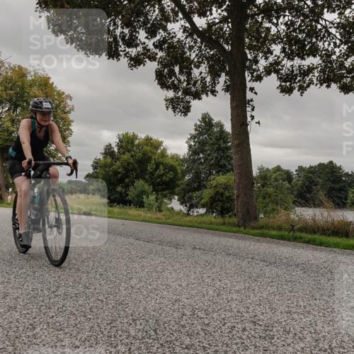 30.08.2026 - Elbe Triathlon Hamburg Michael Burmester http://msf.ph/oto/10051905 30.08.2026 10:25:14 Radfahren 587, 693, 763, 800, 812, 894 meine-sportfotos.de