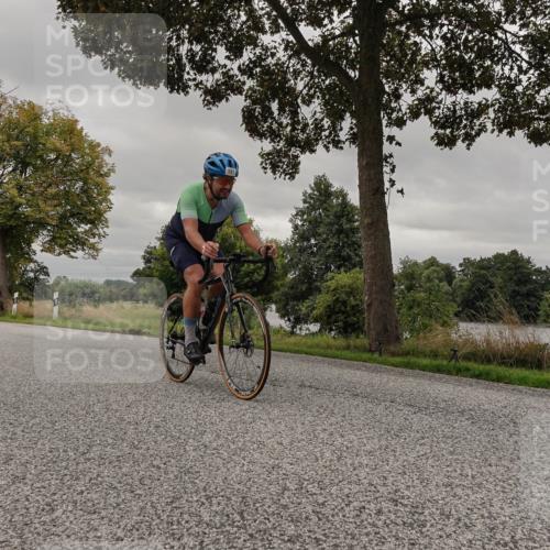 30.08.2026 - Elbe Triathlon Hamburg Michael Burmester http://msf.ph/oto/10051908 30.08.2026 10:25:17 Radfahren 587, 693, 800, 894 meine-sportfotos.de