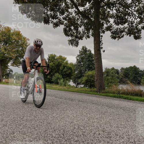 30.08.2026 - Elbe Triathlon Hamburg Michael Burmester http://msf.ph/oto/10051928 30.08.2026 10:25:51 Radfahren 686, 929, 937 meine-sportfotos.de