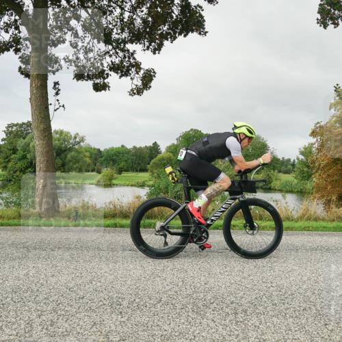 30.08.2026 - Elbe Triathlon Hamburg Michael Burmester http://msf.ph/oto/10051948 30.08.2026 10:02:53 Radfahren 493, 598, 639, 670, 674, 862, 870, 978 meine-sportfotos.de