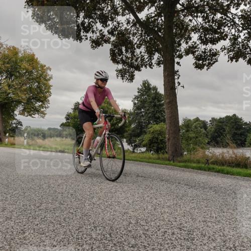 30.08.2026 - Elbe Triathlon Hamburg Michael Burmester http://msf.ph/oto/10051979 30.08.2026 10:26:50 Radfahren 867, 960, 1008 meine-sportfotos.de