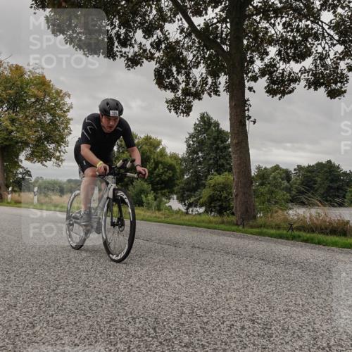30.08.2026 - Elbe Triathlon Hamburg Michael Burmester http://msf.ph/oto/10051997 30.08.2026 10:27:15 Radfahren 729, 734, 860, 861, 982 meine-sportfotos.de