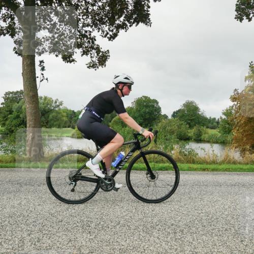 30.08.2026 - Elbe Triathlon Hamburg Michael Burmester http://msf.ph/oto/10052010 30.08.2026 10:03:46 Radfahren 426, 536, 764, 795, 945 meine-sportfotos.de