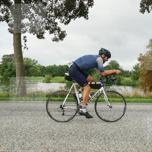 30.08.2026 - Elbe Triathlon Hamburg Michael Burmester http://msf.ph/oto/10052016 30.08.2026 10:03:52 Radfahren 426, 536, 589, 805 meine-sportfotos.de