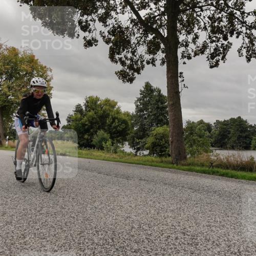 30.08.2026 - Elbe Triathlon Hamburg Michael Burmester http://msf.ph/oto/10052070 30.08.2026 10:28:33 Radfahren 395, 714, 789, 843, 854, 896, 979, 1032 meine-sportfotos.de