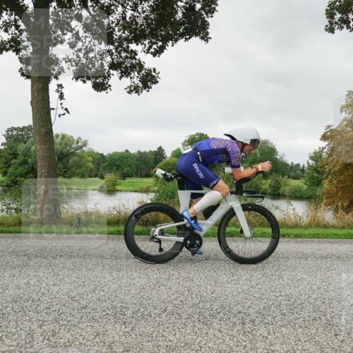 30.08.2026 - Elbe Triathlon Hamburg Michael Burmester http://msf.ph/oto/10052075 30.08.2026 10:05:22 Radfahren 591, 683, 968 meine-sportfotos.de