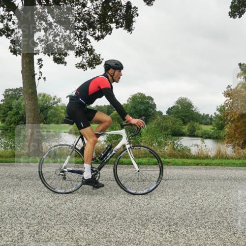 30.08.2026 - Elbe Triathlon Hamburg Michael Burmester http://msf.ph/oto/10052095 30.08.2026 10:05:56 Radfahren 405, 542 meine-sportfotos.de