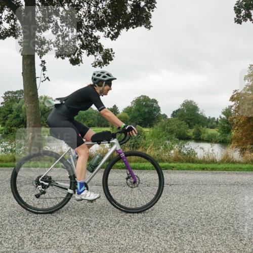 30.08.2026 - Elbe Triathlon Hamburg Michael Burmester http://msf.ph/oto/10052151 30.08.2026 10:06:44 Radfahren 555, 814, 822, 845, 875, 946 meine-sportfotos.de