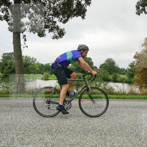 30.08.2026 - Elbe Triathlon Hamburg Michael Burmester http://msf.ph/oto/10052188 30.08.2026 10:07:33 Radfahren 492, 554, 573, 739, 773, 775, 936, 982 meine-sportfotos.de