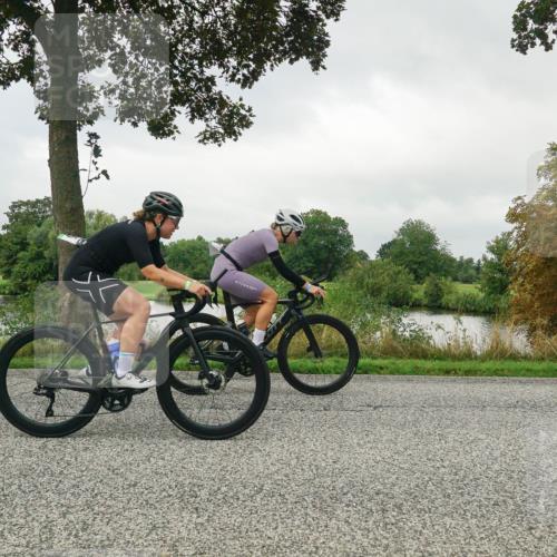30.08.2026 - Elbe Triathlon Hamburg Michael Burmester http://msf.ph/oto/10052215 30.08.2026 10:07:54 Radfahren 439, 440, 524, 602, 871, 905 meine-sportfotos.de