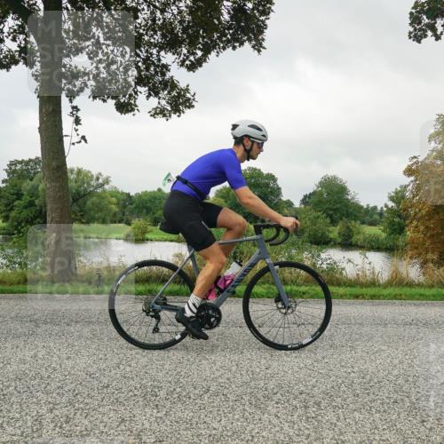 30.08.2026 - Elbe Triathlon Hamburg Michael Burmester http://msf.ph/oto/10052219 30.08.2026 10:07:55 Radfahren 524, 602, 721, 871, 905 meine-sportfotos.de