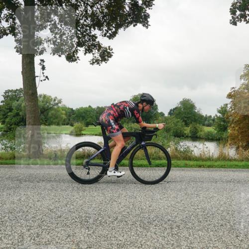 30.08.2026 - Elbe Triathlon Hamburg Michael Burmester http://msf.ph/oto/10052277 30.08.2026 10:08:36 Radfahren 500, 509, 676, 686, 736, 834, 889, 908 meine-sportfotos.de