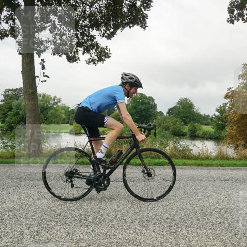 30.08.2026 - Elbe Triathlon Hamburg Michael Burmester http://msf.ph/oto/10052290 30.08.2026 10:08:41 Radfahren 425, 634, 676, 686, 709, 736 meine-sportfotos.de