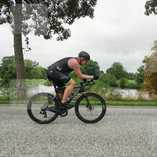 30.08.2026 - Elbe Triathlon Hamburg Michael Burmester http://msf.ph/oto/10052311 30.08.2026 10:08:57 Radfahren 435, 560, 606, 680, 842, 876 meine-sportfotos.de