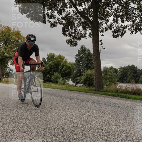 30.08.2026 - Elbe Triathlon Hamburg Michael Burmester http://msf.ph/oto/10052312 30.08.2026 10:31:44 Radfahren 710, 788, 1058, 1111 meine-sportfotos.de