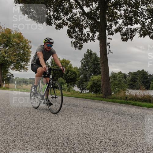 30.08.2026 - Elbe Triathlon Hamburg Michael Burmester http://msf.ph/oto/10052319 30.08.2026 10:31:49 Radfahren 891, 1111 meine-sportfotos.de