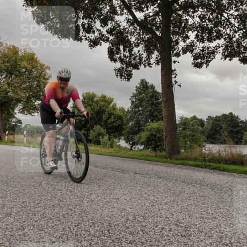 30.08.2026 - Elbe Triathlon Hamburg Michael Burmester http://msf.ph/oto/10052330 30.08.2026 10:32:07 Radfahren 919, 958, 1027, 1080, 1102 meine-sportfotos.de