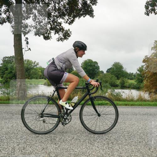 30.08.2026 - Elbe Triathlon Hamburg Michael Burmester http://msf.ph/oto/10052339 30.08.2026 10:09:21 Radfahren 443, 632, 860, 861 meine-sportfotos.de