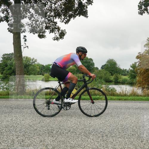 30.08.2026 - Elbe Triathlon Hamburg Michael Burmester http://msf.ph/oto/10052341 30.08.2026 10:09:27 Radfahren 632, 867 meine-sportfotos.de